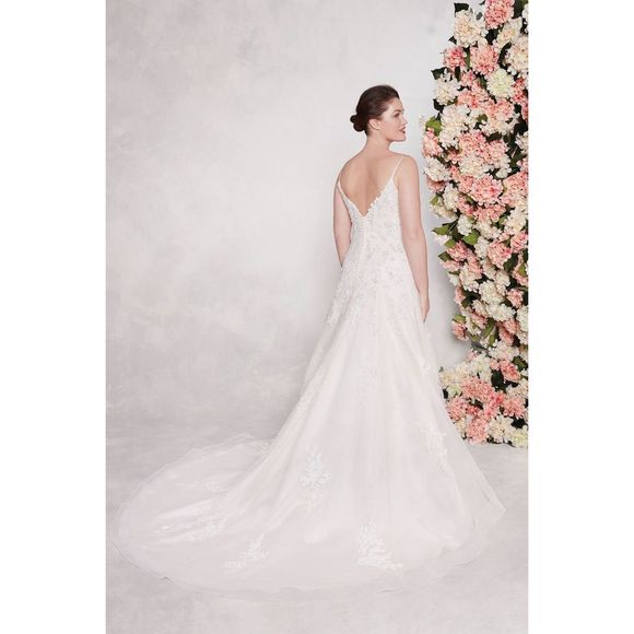 White Sincerity Size 6 A-line dress - Picture 2 of 2